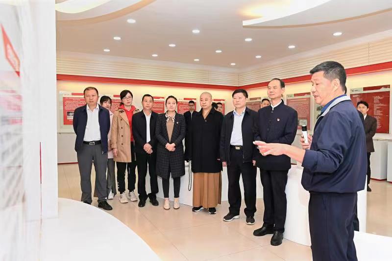 福建省人大常委會黨組書記、副主任雷春美和全國人大代表到順昌虹潤等地調(diào)研